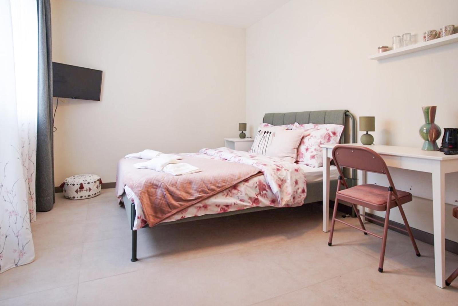 Didi's Designer Apartment