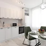 Didi\'S Central Designer Apartments